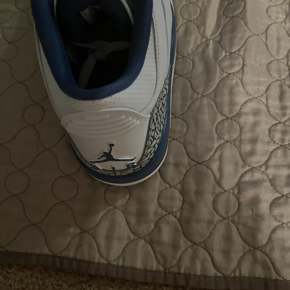 Jordan three wizards sneaker size 9 1/2 - Picture 12 of 16